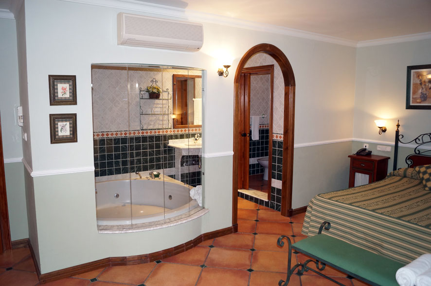 habitacion-suite-jacuzzi-03