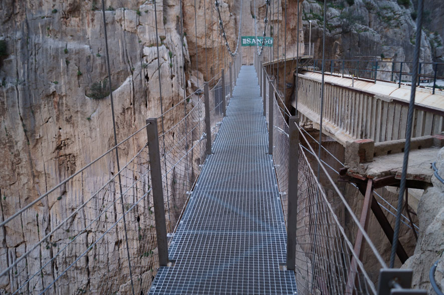 El fuerte viento obliga a cerrar el Caminito del Rey por seguridad