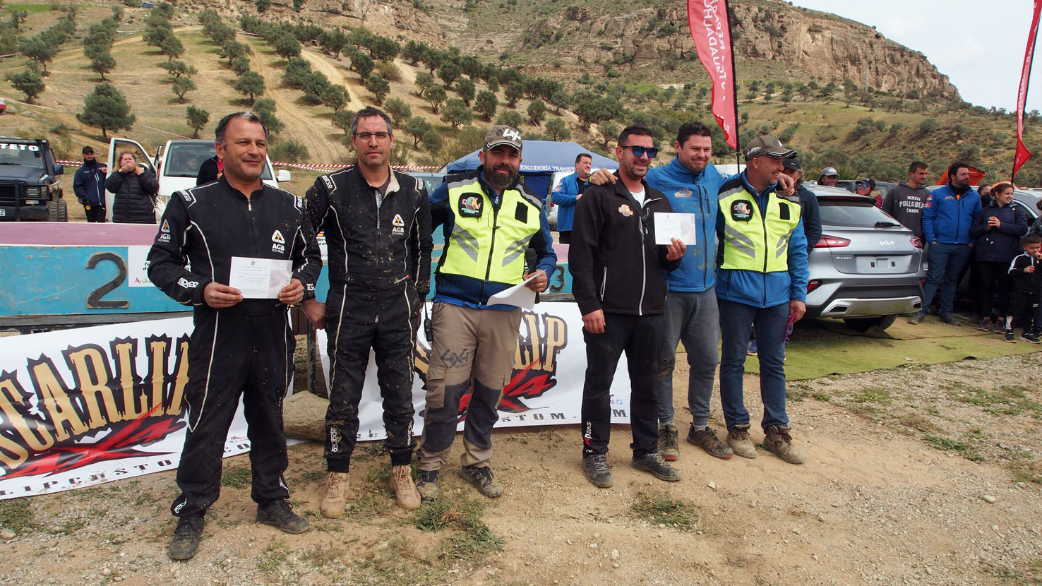 Los equipos más rápidos en el Extreme 4x4 de Pizarra recibieron un vale obsequio del Hotel Mesón La Posada del Conde.