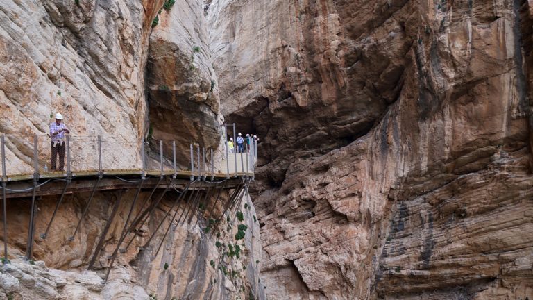 El Caminito del Rey, atracción turí­stica a nivel mundial cuya entrada se encuentra  junto a nuestro Hotel Mesón la Posada del Conde